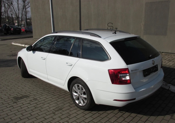 Skoda Octavia cena 54800 przebieg: 182698, rok produkcji 2018 z Bytom małe 596